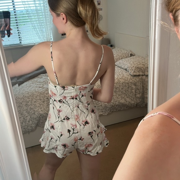 Romper Floral - Picture 3 of 3